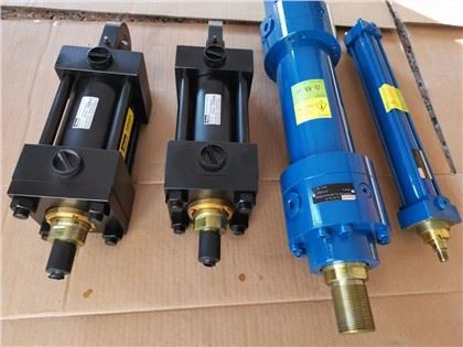 Siłownik hydrauliczny na sprzedaż Dostosowany